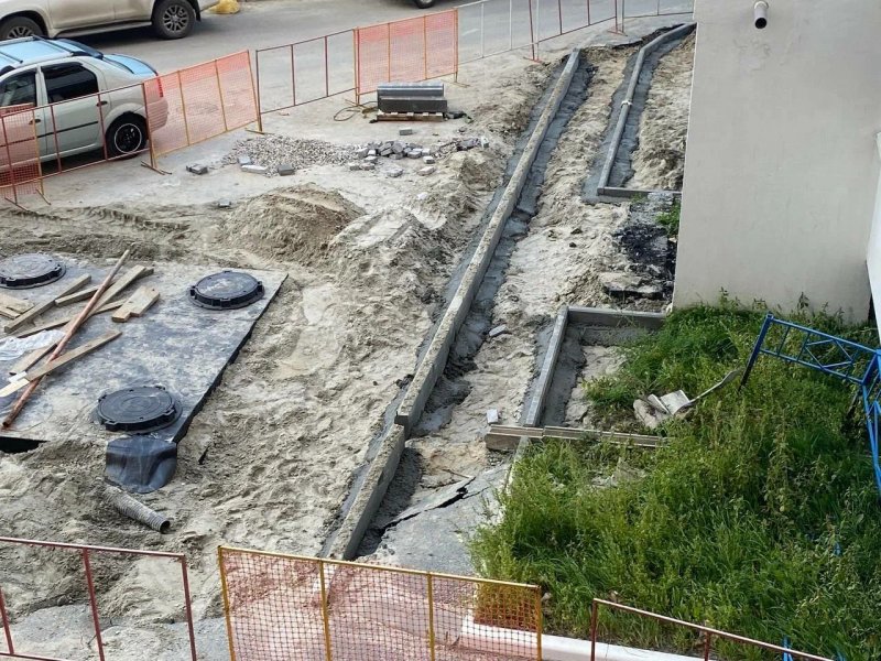 Заливка основания под бордюры в Саратове